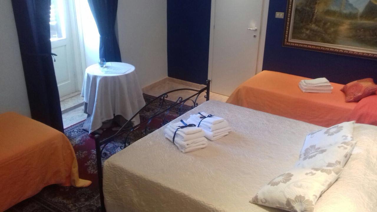 Do Re Mi Bb Panzió Trani Kültér fotó