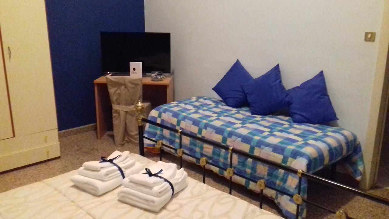 Do Re Mi Bb Panzió Trani Kültér fotó