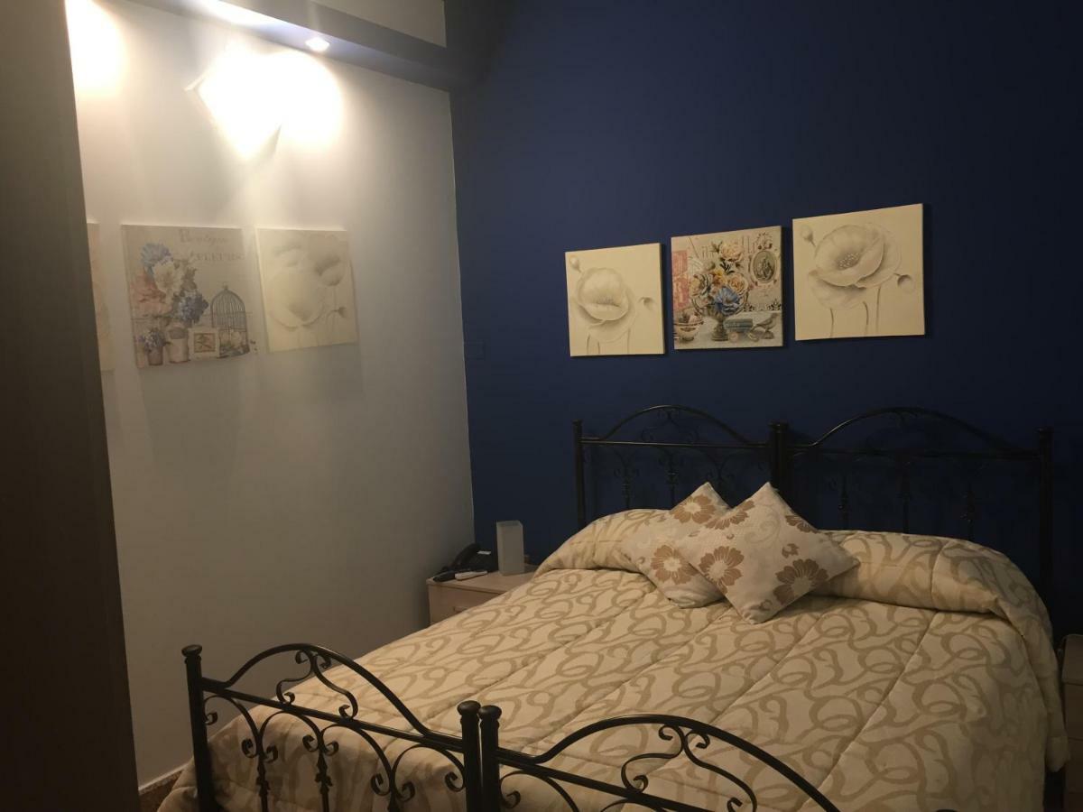 Do Re Mi Bb Panzió Trani Kültér fotó